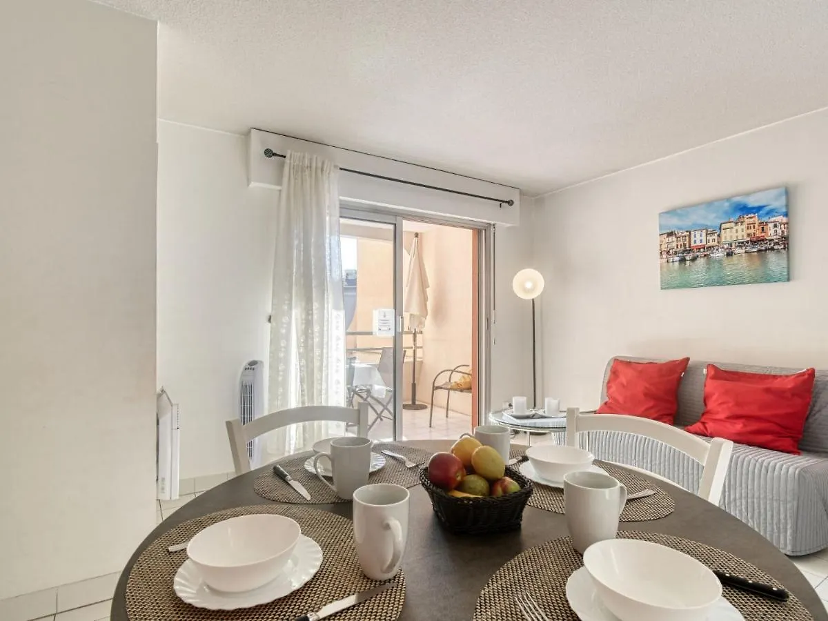 Apartment Le Capitole-9 By Interhome Fréjus