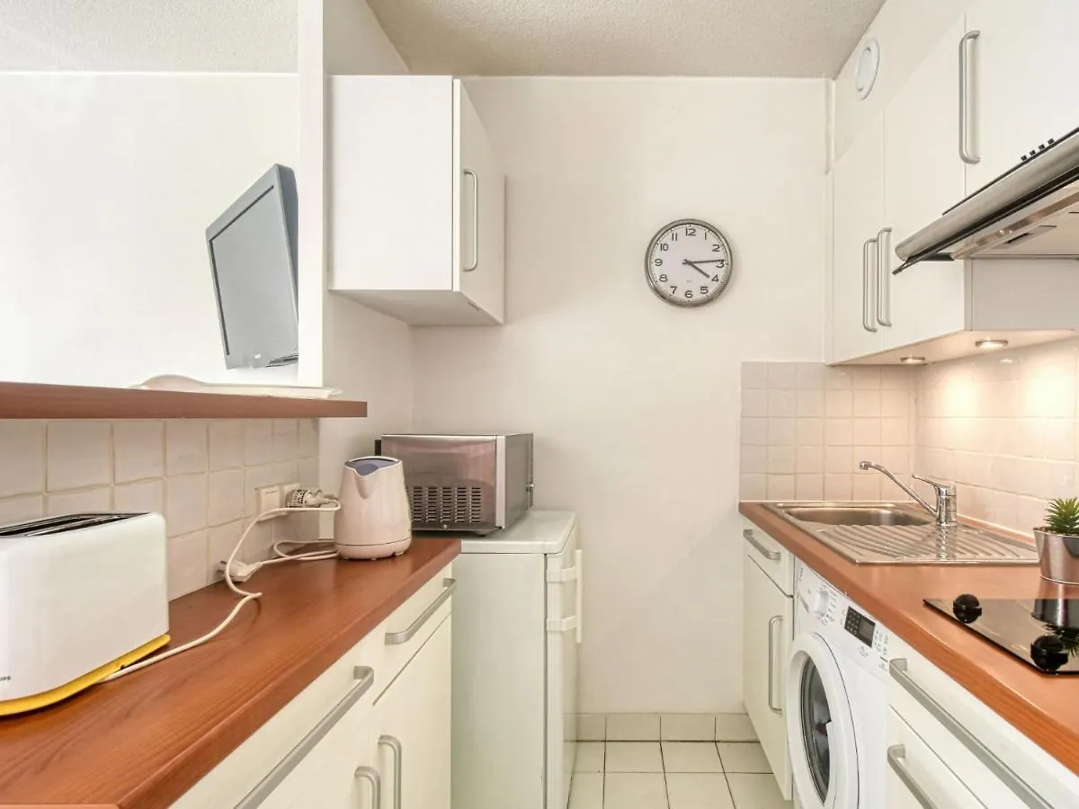 Apartment Le Capitole-9 By Interhome Fréjus